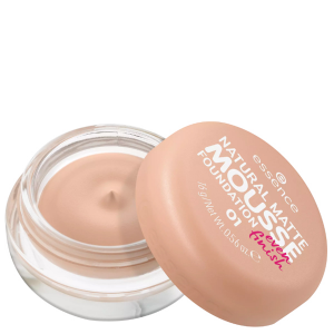 Comprar Essence Cosmetics Natural Matte Mousse Foundation Online