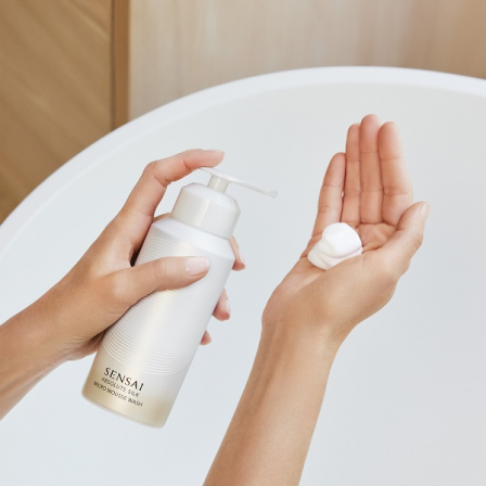 Comprar Sensai Absolute Silk Micro Mousse Wash