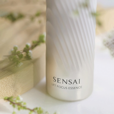 Comprar Sensai Lift Focus Essence